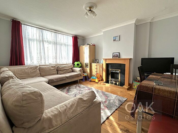 3 Bedroom Semi-Detached House To Rent In Fraser Road, London, N9