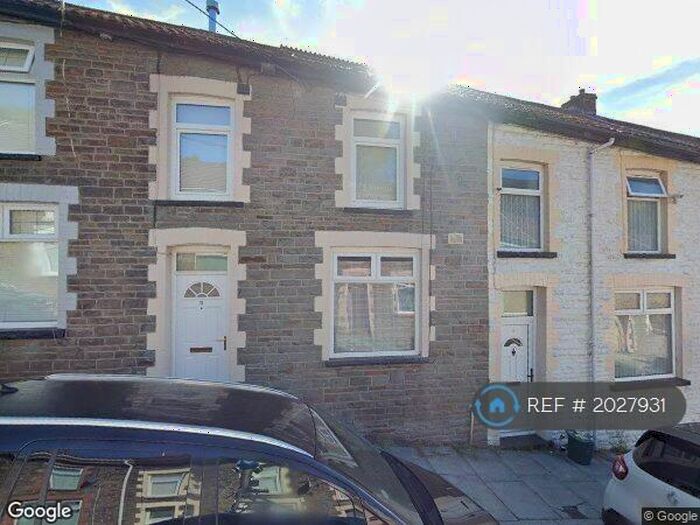 3 Bedroom Semi-Detached House To Rent In Graig Street, Pontygwaith, Ferndale, CF43