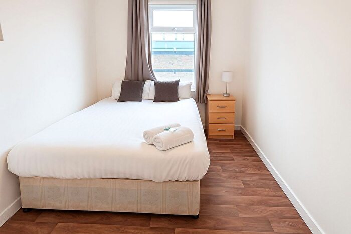 3 Bedroom Flat To Rent In Chalton Street, London, NW1