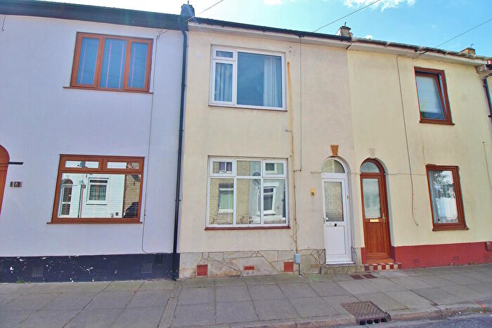 3 Bedroom Terraced House For Sale In Winchester Road, Buckland, PO2