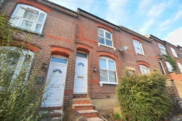 2 Bedroom Terraced House To Rent In Winsdon Road, Luton, LU1