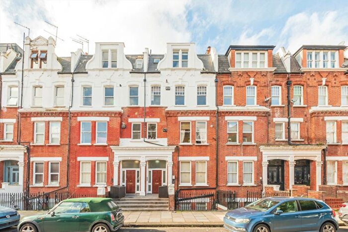 2 Bedroom Flat For Sale In Gledstanes Road, West Kensington, W14
