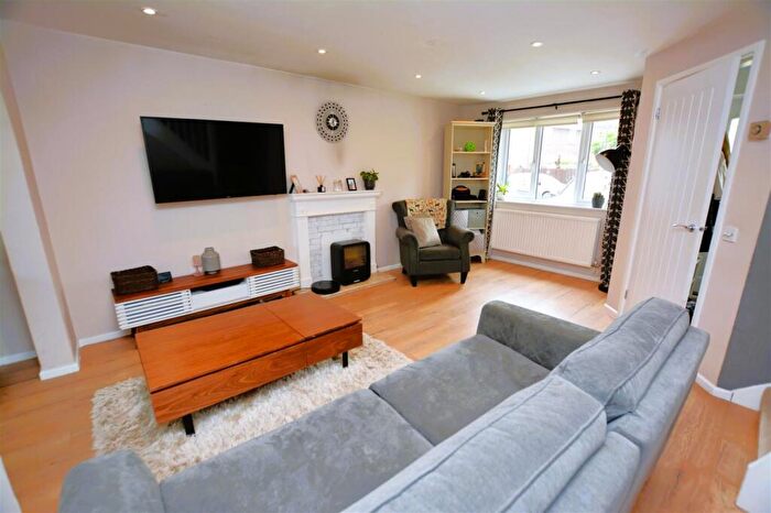 3 Bedroom Terraced House To Rent In Heathfield Drive, Mitcham, CR4