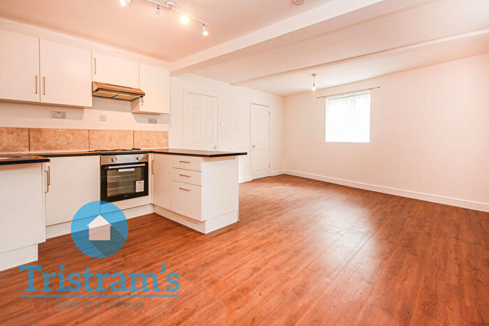 2 Bedroom Flat To Rent In Station Road, Langley Mill, NG16