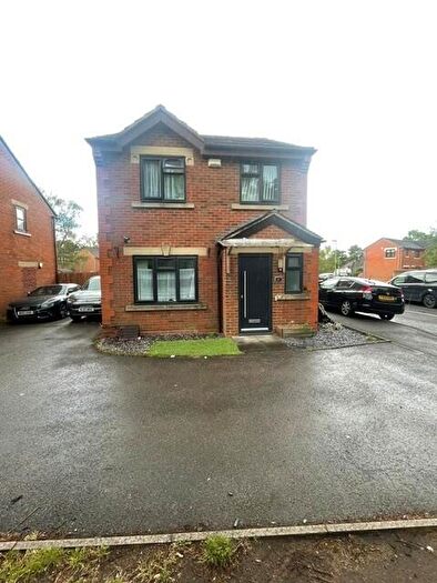 3 Bedroom Detached House To Rent In Tudor Gardens, Erdington, B23