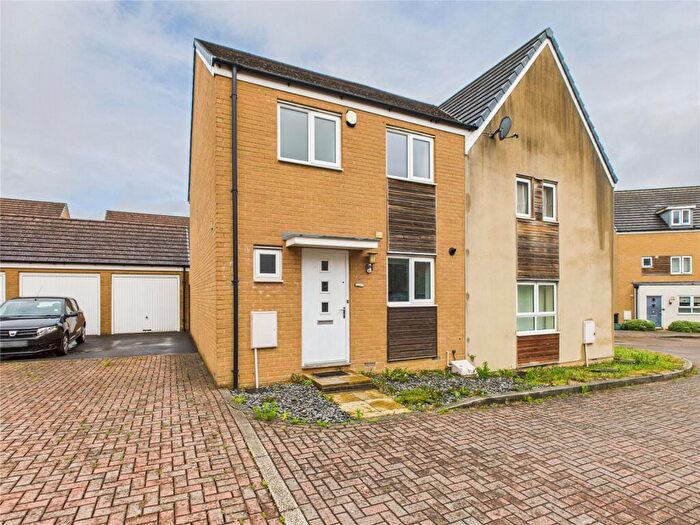 3 Bedroom Semi-Detached House To Rent In Skinners Croft, Patchway, Bristol, BS34