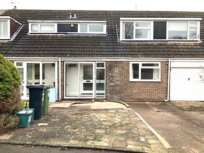 3 Bedroom Terraced House To Rent In Windfield, Leatherhead, KT22