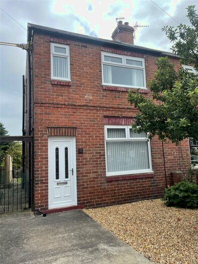 2 Bedroom Semi-Detached House To Rent In John Avenue, Greenside, Ryton, NE40
