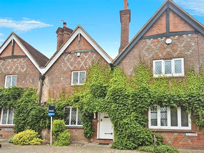 3 Bedroom Terraced House To Rent In Pearson Road, Sonning, Reading, RG4