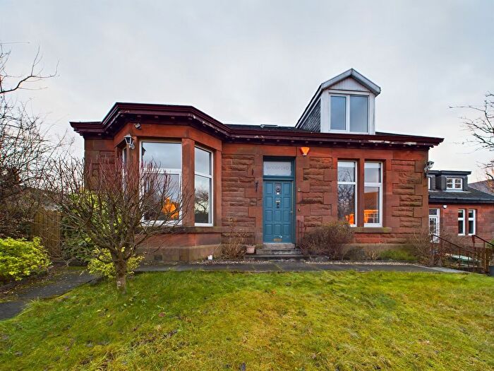 4 Bedroom Property To Rent In Viewfield Road, Bishopbriggs, G64