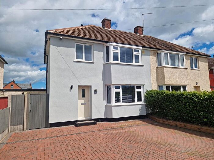 3 Bedroom Semi-Detached House To Rent In Eton Avenue, Newark, NG24