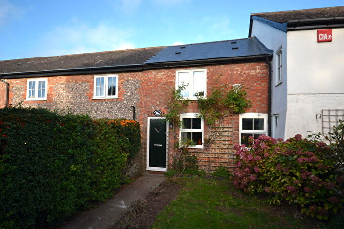 2 Bedroom Terraced House To Rent In The Street, Walberton, BN18