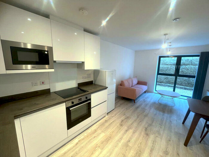 1 Bedroom Apartment To Rent In Fox House, Erasmus Drive, Derbyshire, DE1