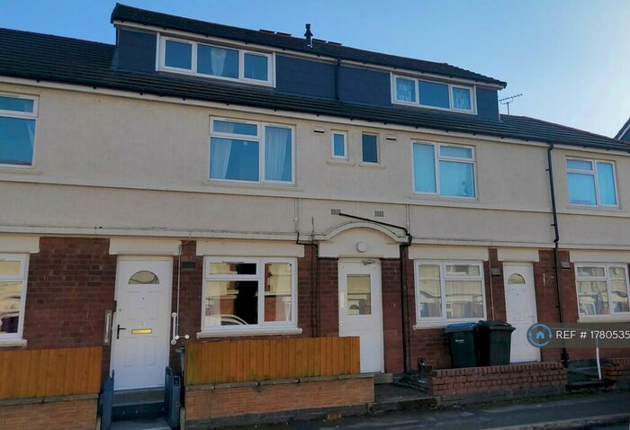 2 Bedroom Flat To Rent In Goring Road, Coventry, CV2