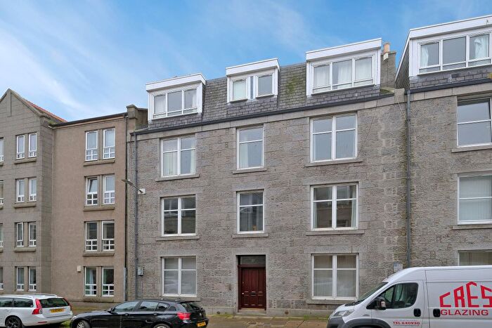 1 Bedroom Flat To Rent In Ashvale Place, Aberdeen, AB10
