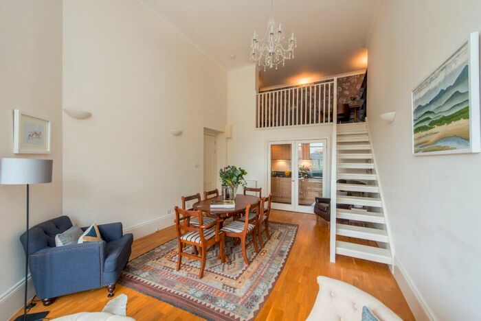 2 Bedroom Flat To Rent In Drumsheugh Gardens, West End, Edinburgh, EH3