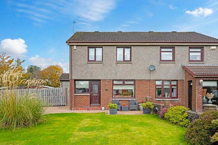 3 Bedroom Semi-Detached House For Sale In Woodmill, Kilwinning, KA13