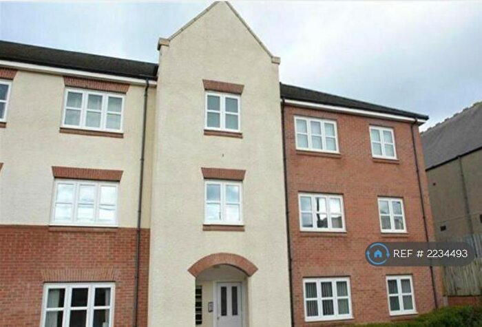 2 Bedroom Flat To Rent In Shiremoor, Tyne And Wear, NE27