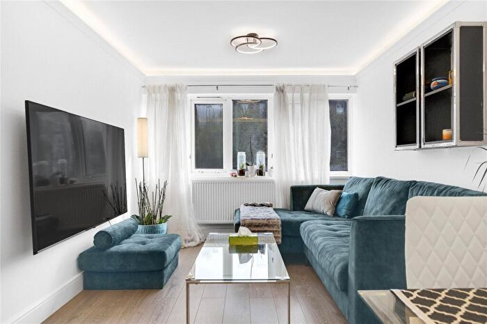 1 Bedroom Apartment To Rent In Kedleston Walk, London, E2