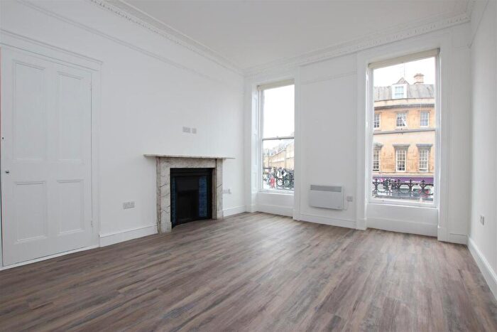 1 Bedroom Flat To Rent In Bladud Buildings, Bath, BA1