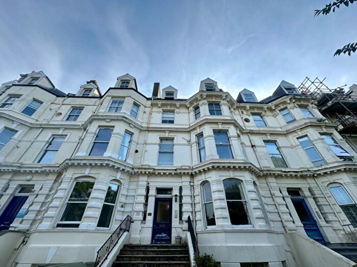 2 Bedroom Flat To Rent In Castle Hill Avenue, Folkestone, CT20