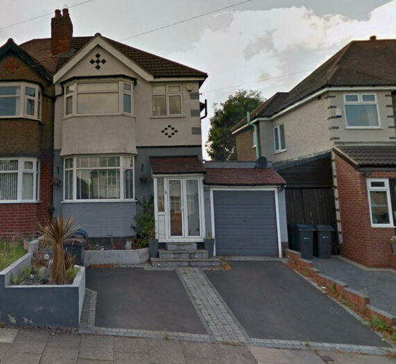 3 Bedroom Semi-Detached House To Rent In Midhurst Road, Birmingham, B30