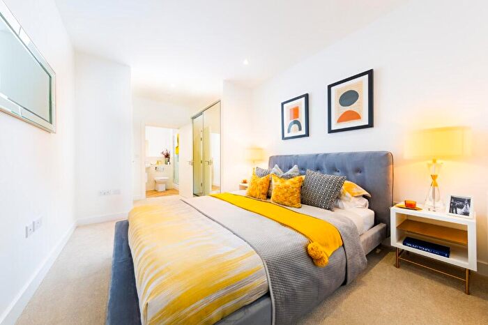 2 Bedroom Apartment For Sale In Newtown Road, Henley On Thames, RG9