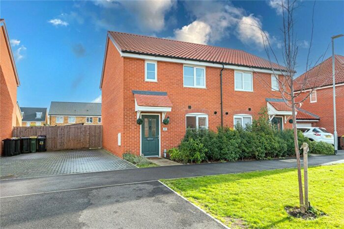 3 Bedroom Semi-Detached House To Rent In Shallows Avenue, Great Wakering, Essex, SS3