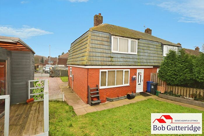 3 Bedroom Semi-Detached House For Sale In Rowan Place, Chesterton, Newcastle, ST5