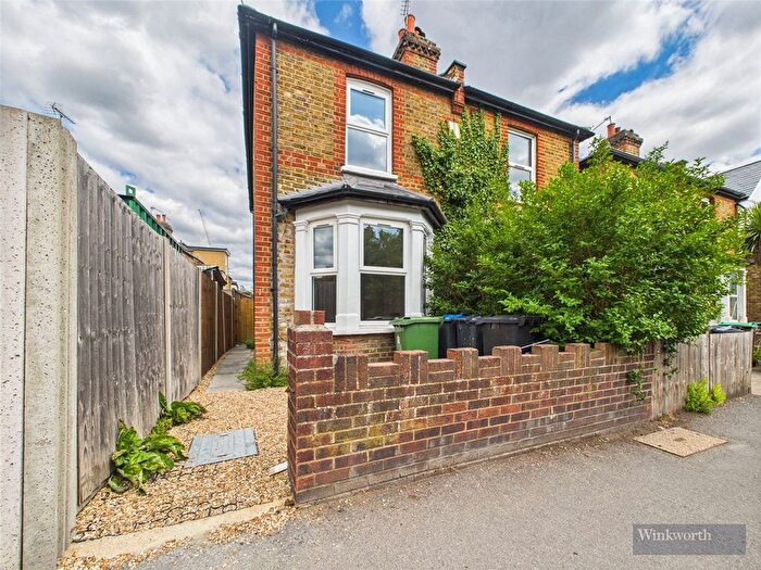 3 Bedroom Semi Detached House To Rent In Villiers Road, Kingston Upon Thames, KT1