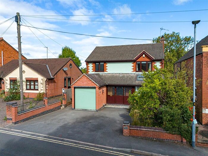 4 Bedroom Detached House For Sale In Church Lane, Whitwick, LE67