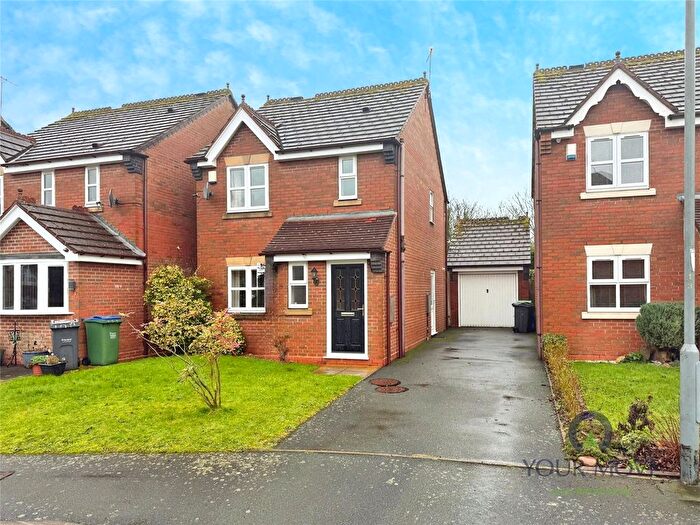 3 Bedroom Detached House For Sale In Woodhouse Way, Cradley Heath, West Midlands, B64