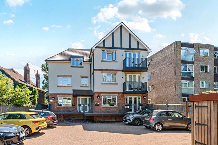 2 Bedroom Apartment For Sale In Hayne Road, Beckenham, BR3