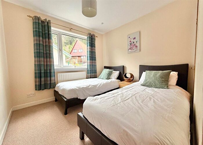 4 Bedroom Bungalow For Sale In Lochgoilhead, Cairndow, Argyll And Bute, PA24