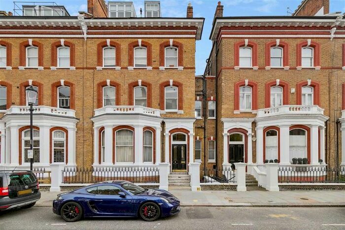 1 Bedroom Flat To Rent In Roland Gardens, London, SW7