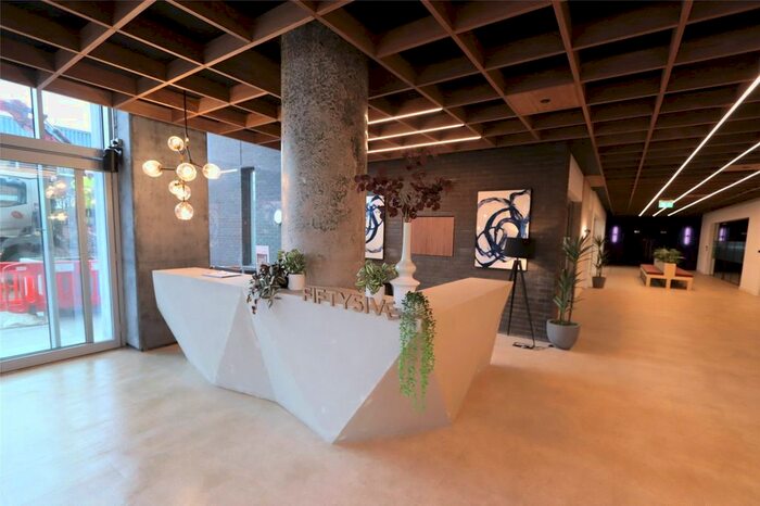 1 Bedroom Flat To Rent In Queen Street, Salford, Greater Manchester, M3