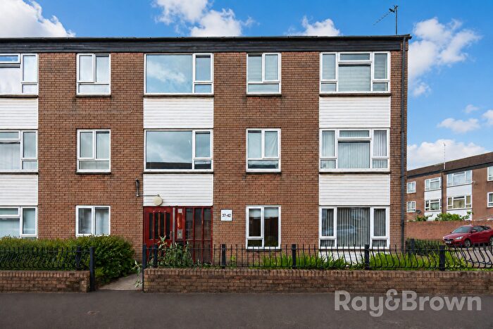 1 Bedroom Flat For Sale In South Morgan Place, Cardiff, CF11