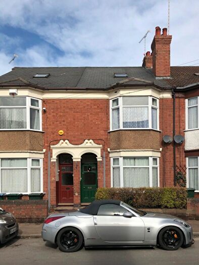 2 Bedroom Flat To Rent In Great Bed Flat-Newly Renovated, CV1