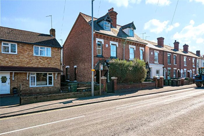 3 Bedroom Semi-Detached House For Sale In Sutton Road, Kidderminster, Worcestershire, DY11