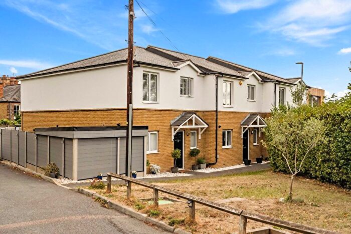 3 Bedroom Property For Sale In Milford Mews, Streatham, SW16