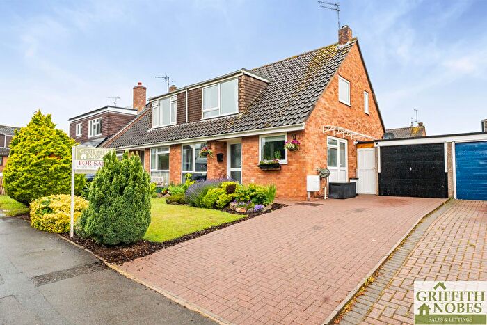 3 Bedroom Semi Detached House For Sale In Underhill Road, Charfield, Wotton-Under-Edge, Gloucestershire, GL12