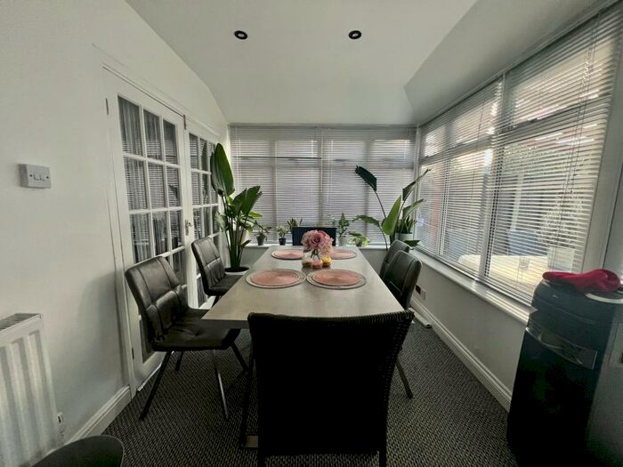 3 Bedroom House To Rent In Fryerns, Basildon, SS14