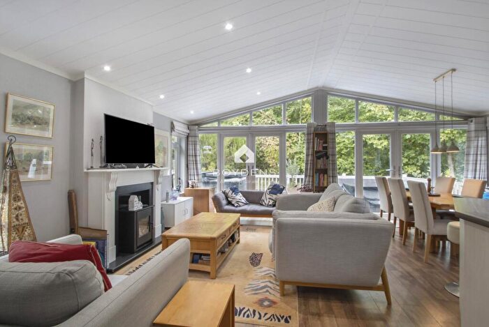 2 Bedroom Lodge For Sale In Woodham Walter, Maldon, CM9