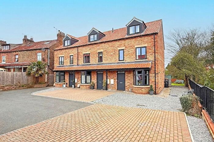 3 Bedroom End Terrace House For Sale In Occaney Close, Boroughbridge, YO51