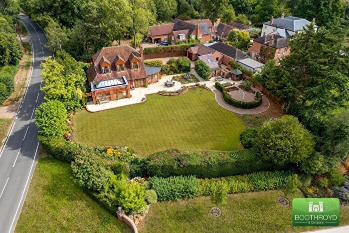 4 Bedroom Cottage For Sale In Rouncil Lane, Kenilworth, CV8