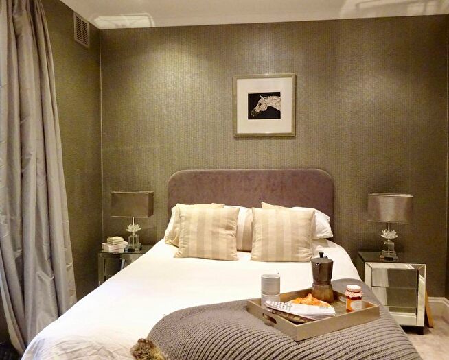 2 Bedroom Maisonette To Rent In Courtfield Gardens, SW5