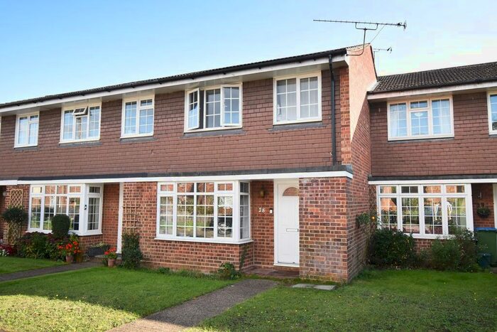3 Bedroom Terraced House For Sale In Trenchard Close, Hersham Village, KT12