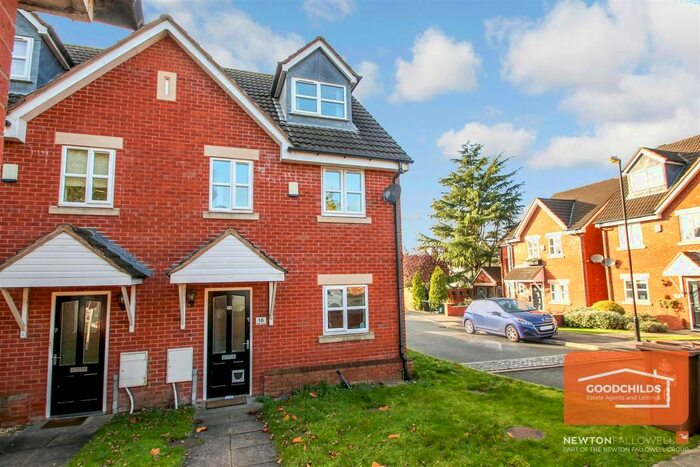 3 Bedroom Semi-Detached House To Rent In Merlin Close, Brownhills, WS8