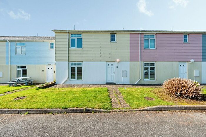 4 Bedroom Terraced House For Sale In Golf Lodges, Atlantic Reach, Carworgie, Newquay, TR8