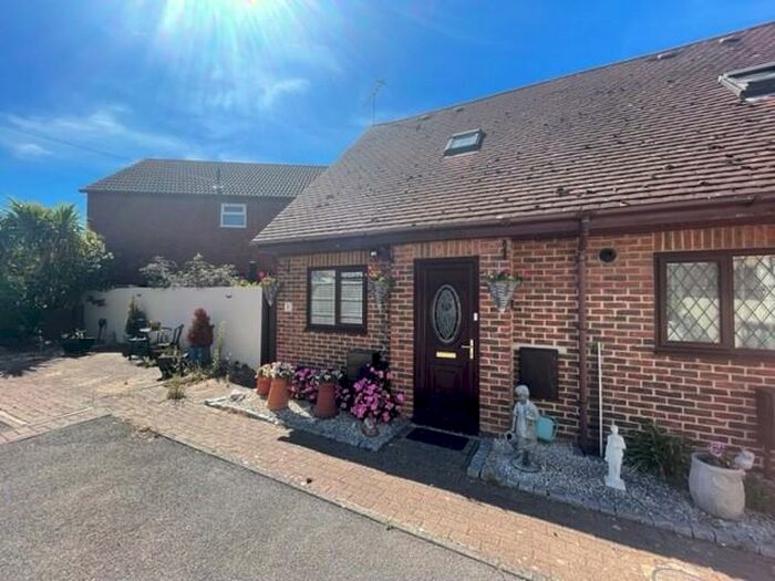 1 Bedroom End Of Terrace House To Rent In Brigham Close, Portsmouth, Hampshire, PO2